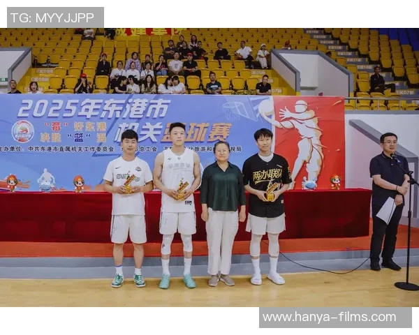 专访周静:探寻篮球领域的成功秘诀与成长之路 专访周静:探寻篮球领域的成功秘诀与成长之路