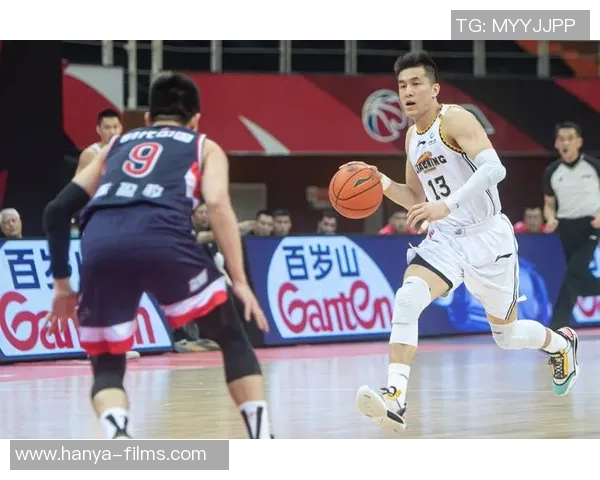 广州篮球队控制体系解析与战术应用探讨 广州篮球队控制体系解析与战术应用探讨